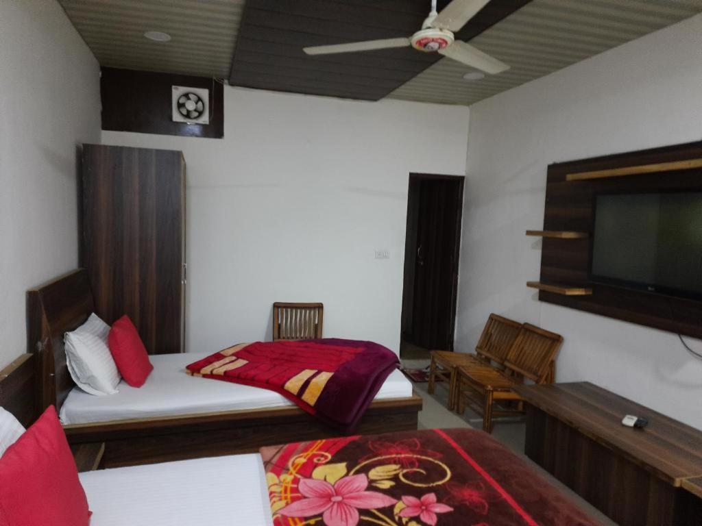 Hotel Amron45 Chandīgarh Exterior foto