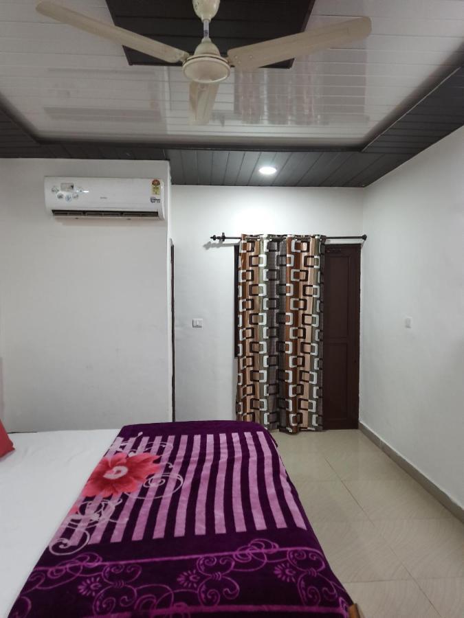 Hotel Amron45 Chandīgarh Exterior foto