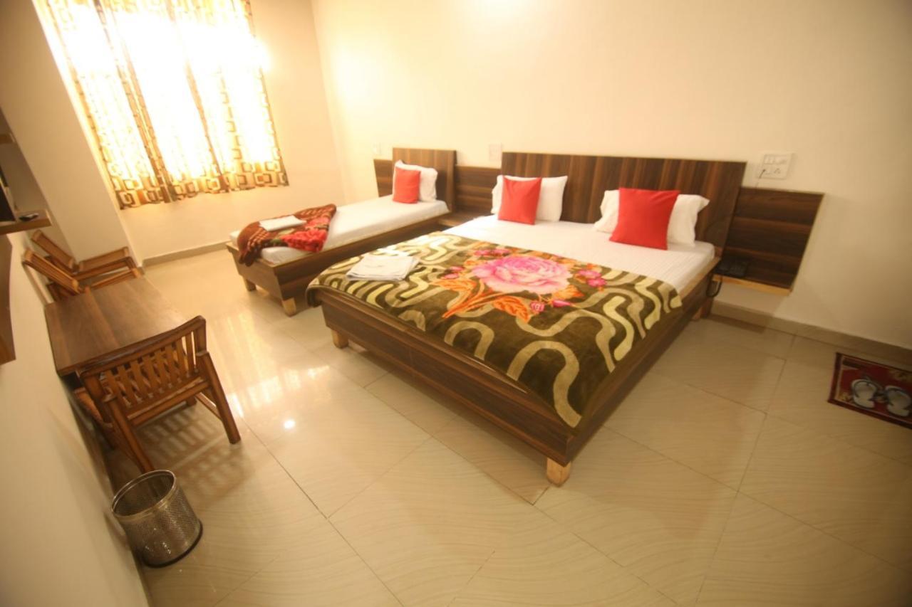 Hotel Amron45 Chandīgarh Exterior foto