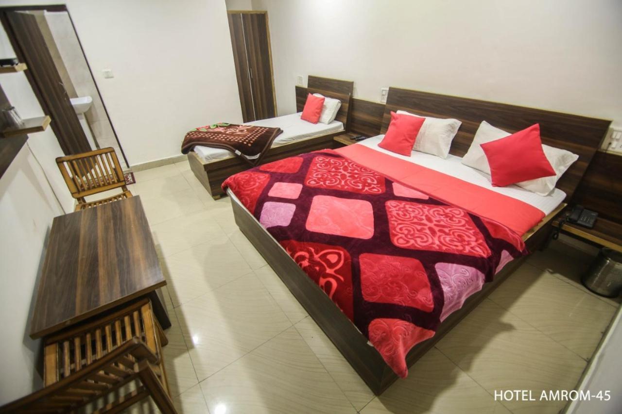 Hotel Amron45 Chandīgarh Exterior foto