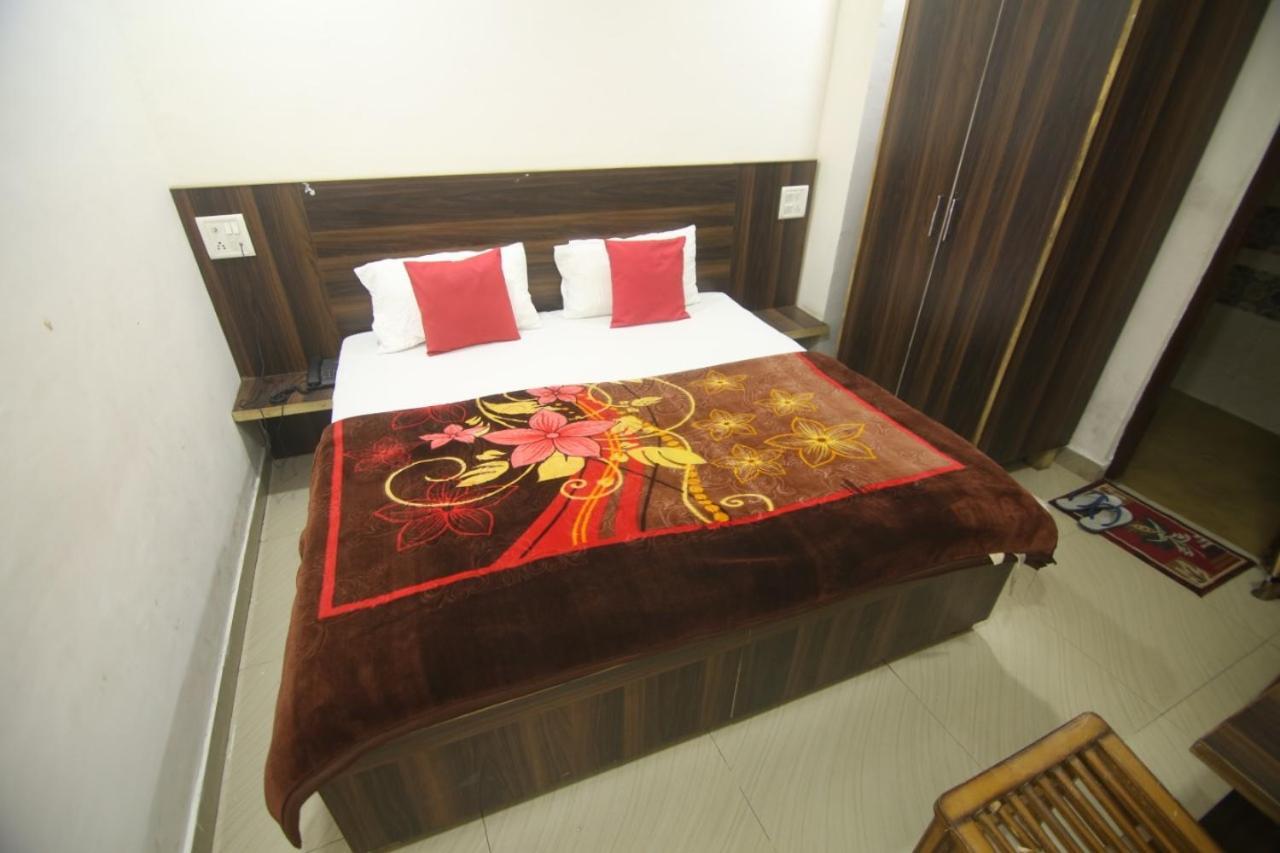 Hotel Amron45 Chandīgarh Exterior foto